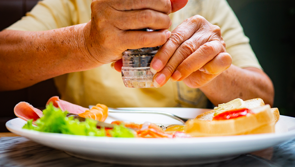 Yaşlılıkta Beslenme